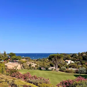 Cap Esterel Agay Raphael Vue 4 Personnes Chez Evelyne Appartement